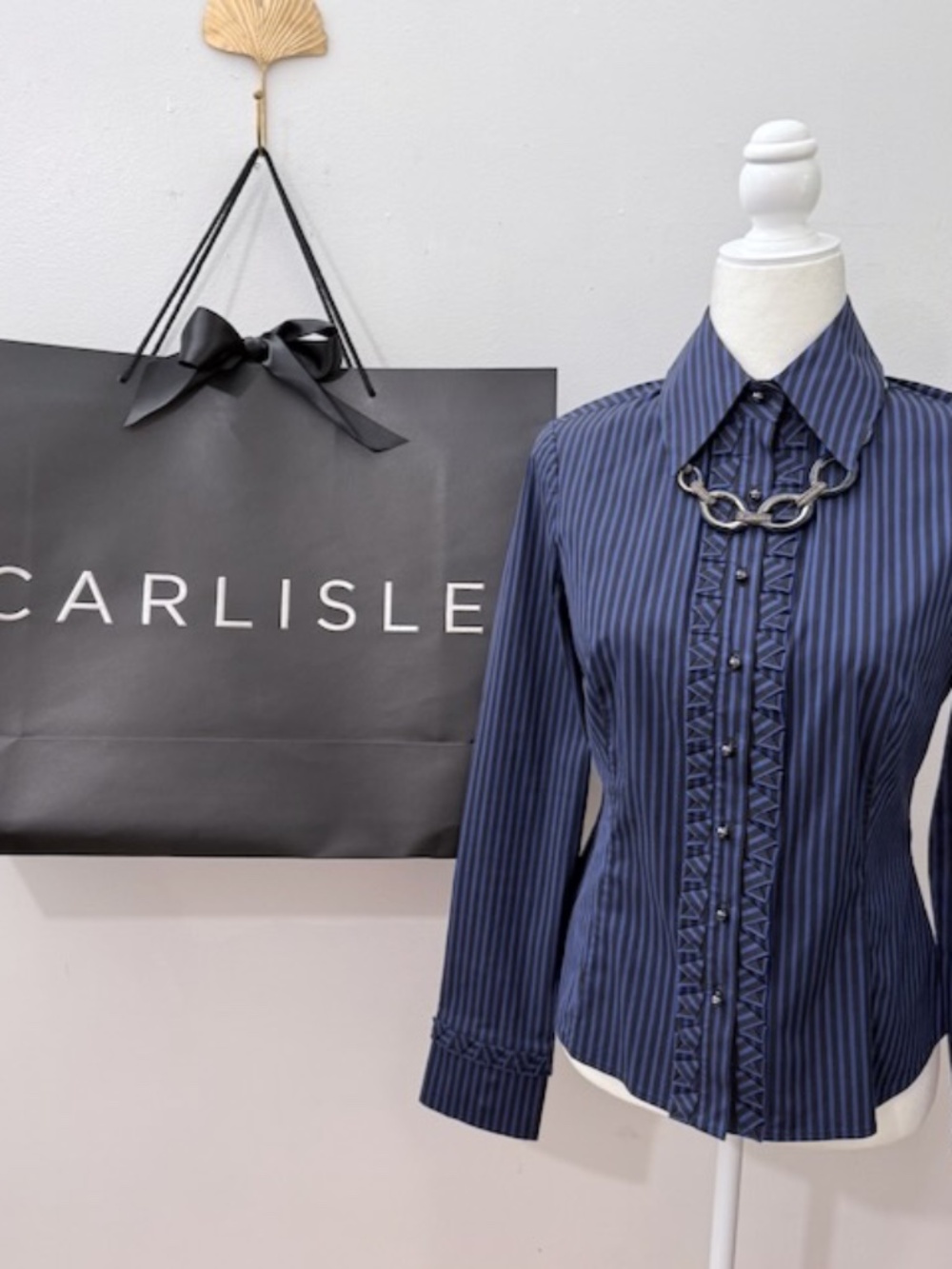 Corporate Chic Carlisle Blue Striped Ruffle Front Button Down Blouse NWOT SZ 2